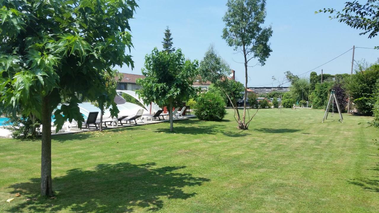 Gite 1, Domaine Logis Gascogne Saint-Justin  Εξωτερικό φωτογραφία